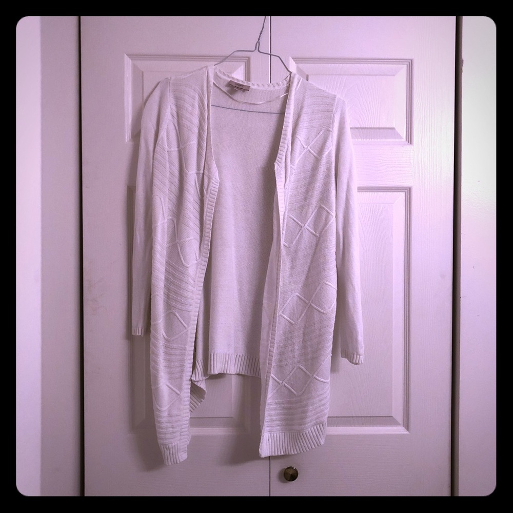 Cozy long white cardigan!